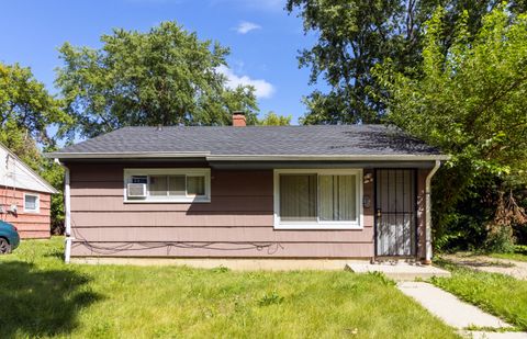 Photo of 5724 N 62nd St, Milwaukee, WI 53218 (MLS # 1948215)