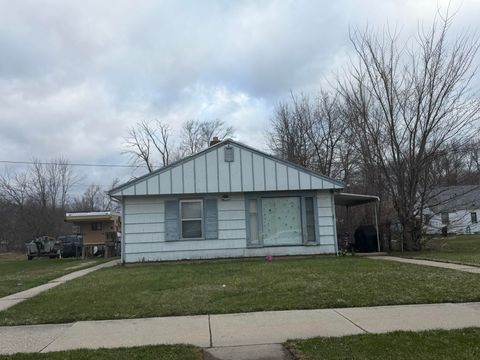 Photo of 4618 W Congress St, Milwaukee, WI 53218 (MLS # 1957816)