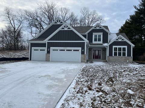 Photo of W221 N3075 Greenwood Ct, Pewaukee, WI 53186 (MLS # 1948250)