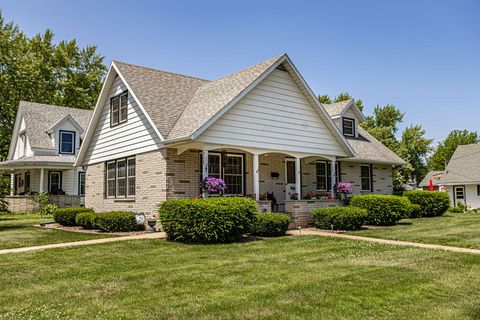 Photo of 318 E Franklin St, Sparta, WI 54656 (MLS # 1969829)