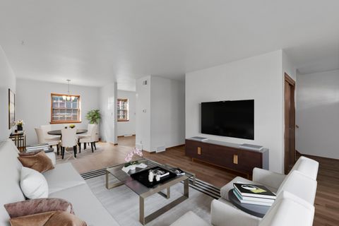 Photo of 3129 S 122nd St, West Allis, WI 53227 (MLS # 1938469) Photo of 3129 S 122nd St, West Allis, WI 53227 (MLS # 1938469)