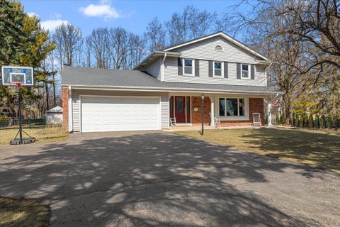 Photo of 3134 Skyline Dr, Richfield, WI 53033 (MLS # 1986311)