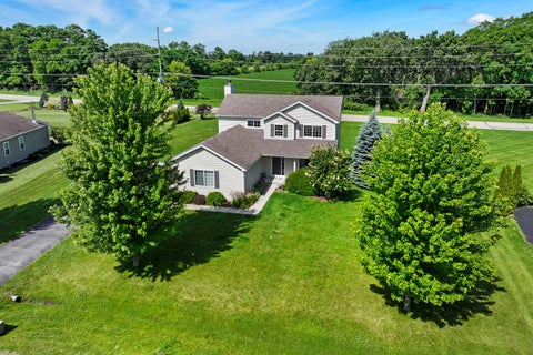 Photo of 436 Ashley Dr, Williams Bay, WI 53191 (MLS # 1968989)