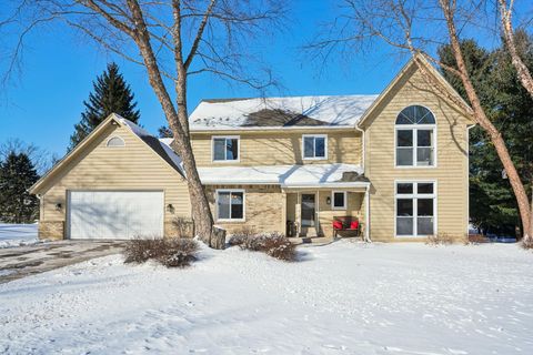 Photo of W336N5271 Wedgewood Dr, Merton, WI 53058 (MLS # 1948420)