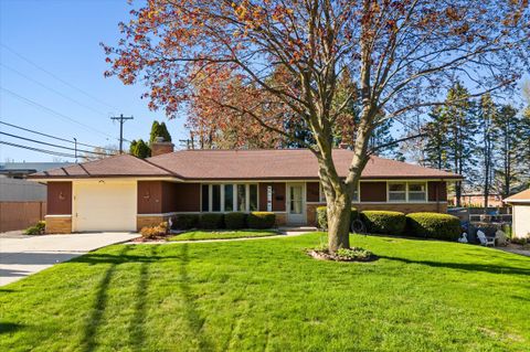 Photo of 120 E Whitefish Rd, Port Washington, WI 53074 (MLS # 1918338)