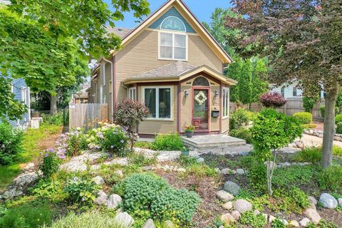 Photo of 162 Wilson Ave, West Bend, WI 53090 (MLS # 1950302)