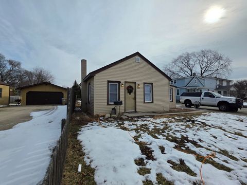 Photo of 5515 41st Ave, Kenosha, WI 53144 (MLS # 1950553)