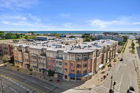 Photo of 141 Main St, Racine, WI 53403 (MLS # 1948032)