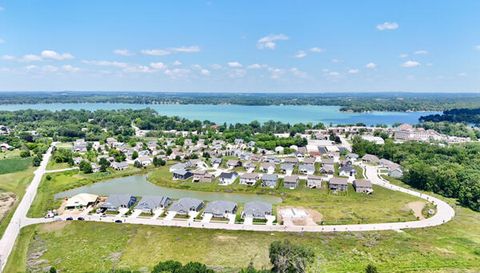 Photo of 1538 Weston Ridge Rd, Oconomowoc, WI 53066 (MLS # 1956951)