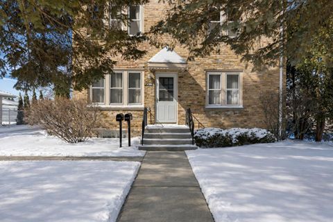 Photo of 5817 S Hately Ave, Cudahy, WI 53110 (MLS # 1954366)