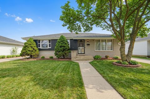 Photo of 6458 N Landers St, Milwaukee, WI 53223 (MLS # 1955599)