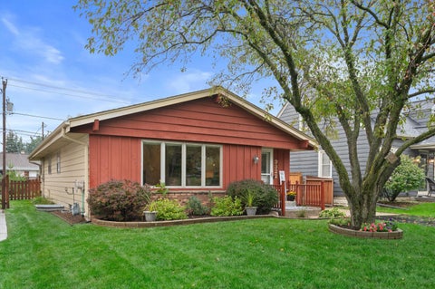 Photo of 9322 W Cold Spring Rd, Greenfield, WI 53228 (MLS # 1982913)