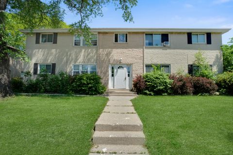 Photo of 5730 N 91st St, Milwaukee, WI 53225 (MLS # 1966210)