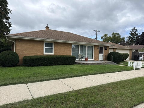 Photo of 3800 Lasalle St, Racine, WI 53402 (MLS # 1979808)