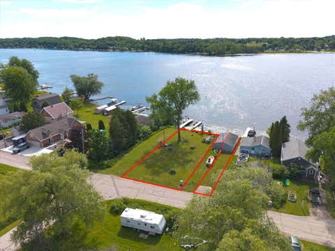 Photo of N4026 Sunny Slope Ave, Osceola, WI 53011 (MLS # 1971488)