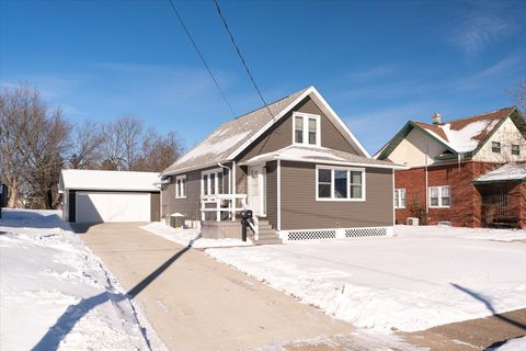 Photo of 206 Washington St, Westby, WI 54667 (MLS # 1948796)