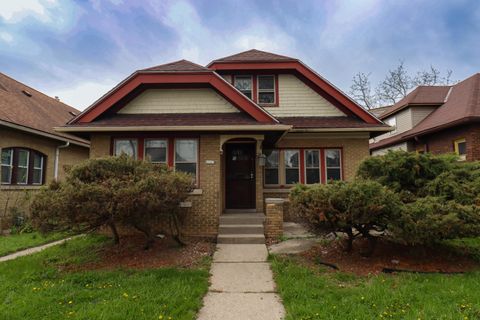 Photo of 4127 N 16th St, Milwaukee, WI 53209 (MLS # 1961854)
