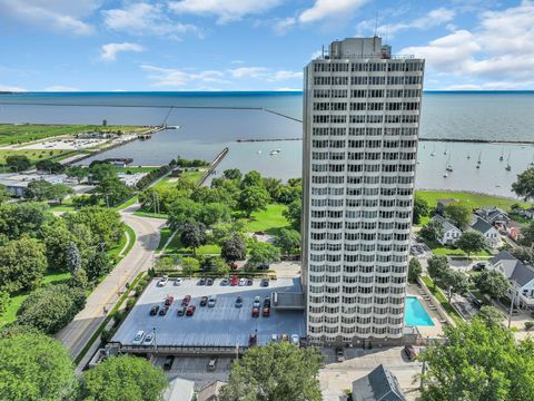 Photo of 2525 S Shore Dr, Milwaukee, WI 53207 (MLS # 1930752)