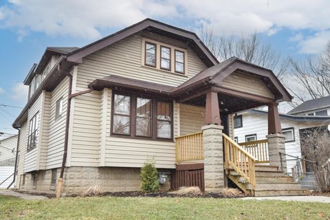Photo of 2411 N 54th St, Milwaukee, WI 53210 (MLS # 1951183)