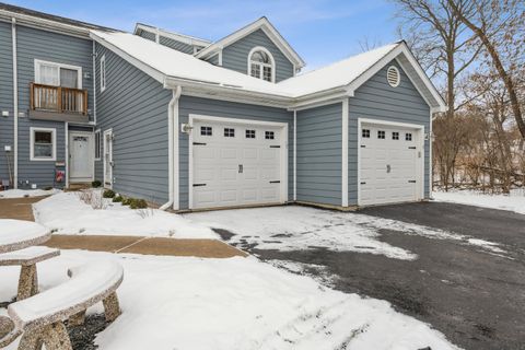 Photo of 355 Havenwood Dr, Lake Geneva, WI 53147 (MLS # 1949736)