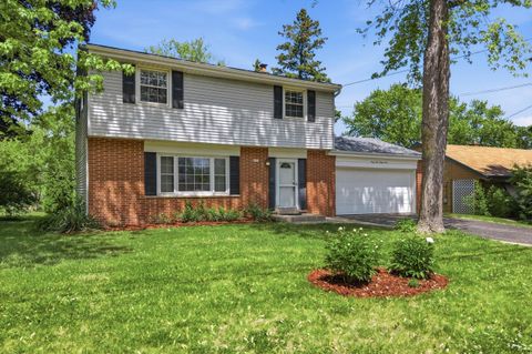Photo of 4134 W Fountain Ave, Brown Deer, WI 53209 (MLS # 1965152)