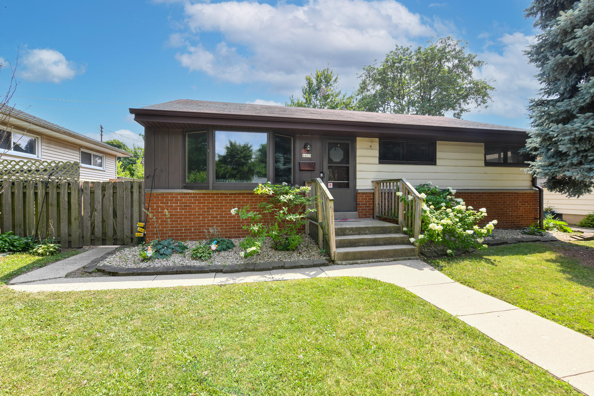 6415 W Morgan Ave