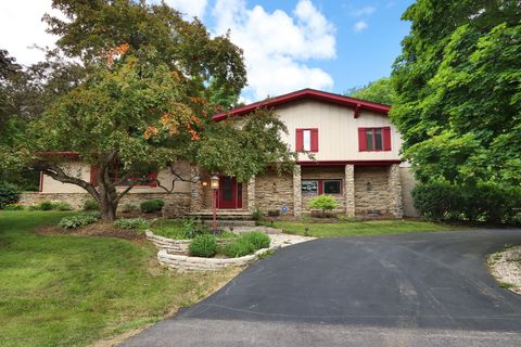 Photo of 11920 45th Ave, Pleasant Prairie, WI 53158 (MLS # 1968720)