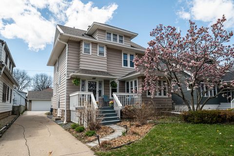 Photo of 329 N 68th St, Wauwatosa, WI 53213 (MLS # 1958870)