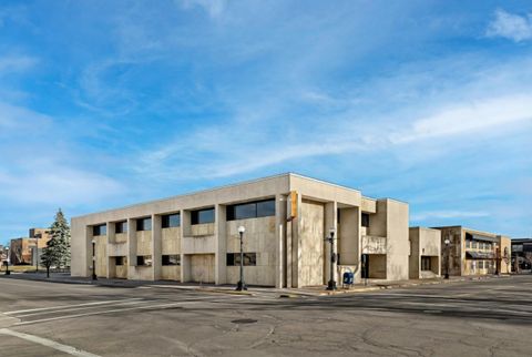 Photo of 305 S 5th Ave S, La Crosse, WI 54601 (MLS # 1958335)