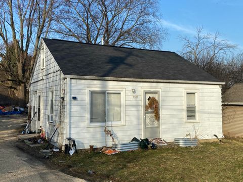 Photo of 8621 N Granville Rd, Milwaukee, WI 53224 (MLS # 1958955)