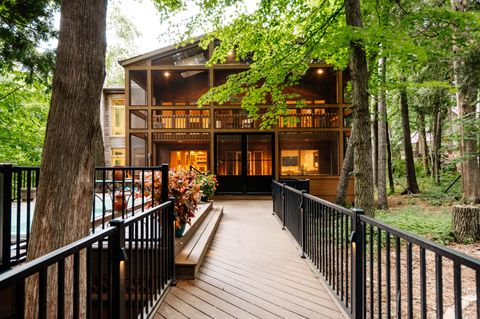 Photo of 310 N Turtle Bay Rd, Elkhart Lake, WI 53020 (MLS # 1956403)