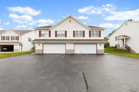 Photo of 207 Nicholson Ave, South Milwaukee, WI 53172 (MLS # 1982140)