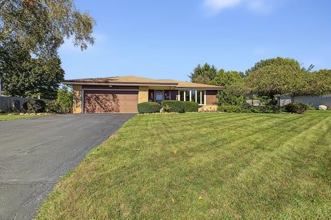 Photo of 3514 Waterbury Ln, Racine, WI 53403 (MLS # 1983507)