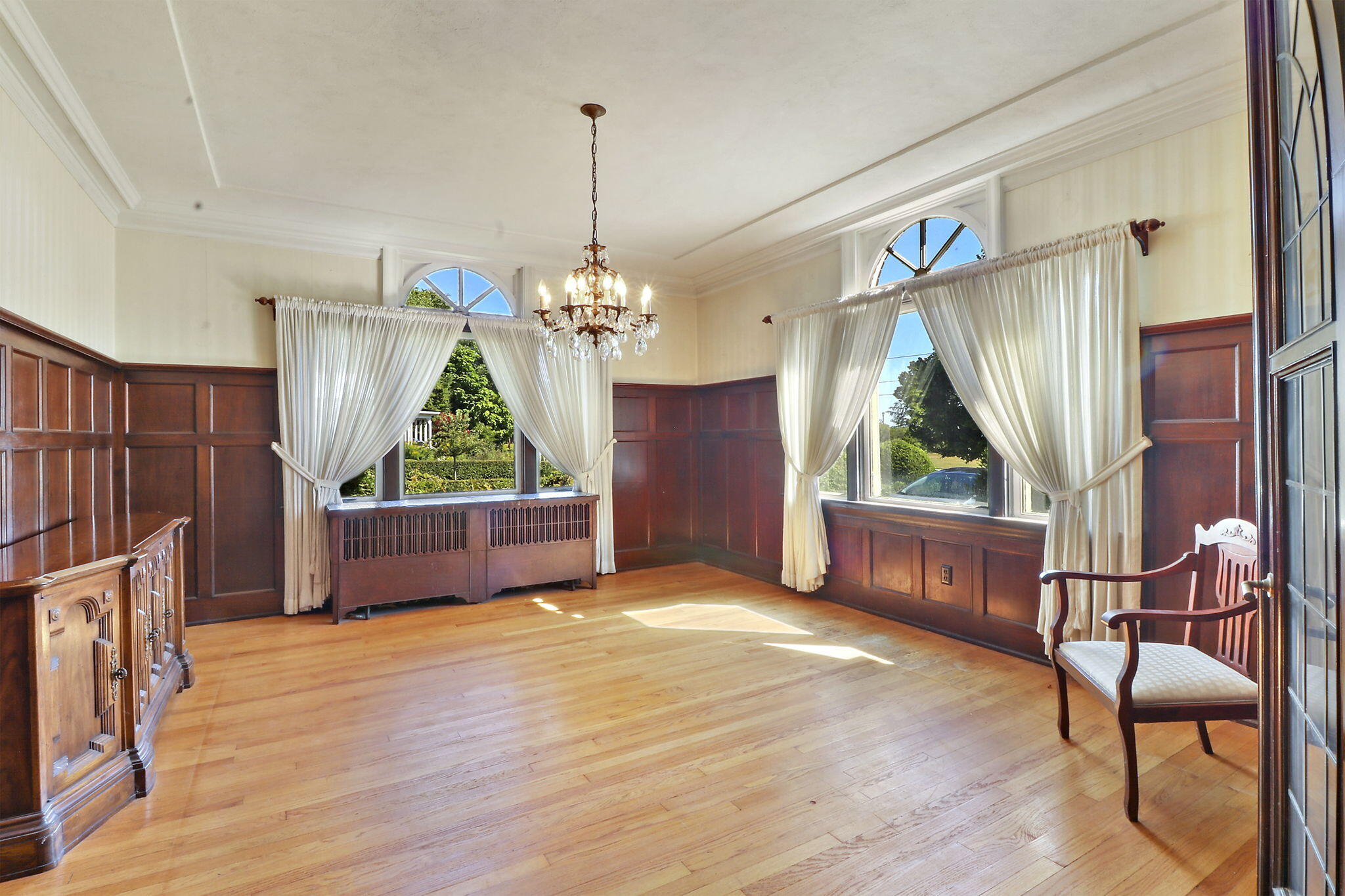 Kenosha, Wisconsin 53143, United States, 5 Bedrooms Bedrooms, ,3 BathroomsBathrooms,Residential,Active,205031