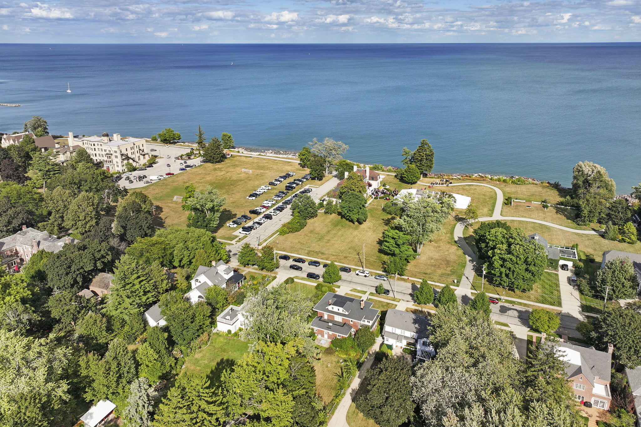 Kenosha, Wisconsin 53143, United States, 5 Bedrooms Bedrooms, ,3 BathroomsBathrooms,Residential,Active,205031