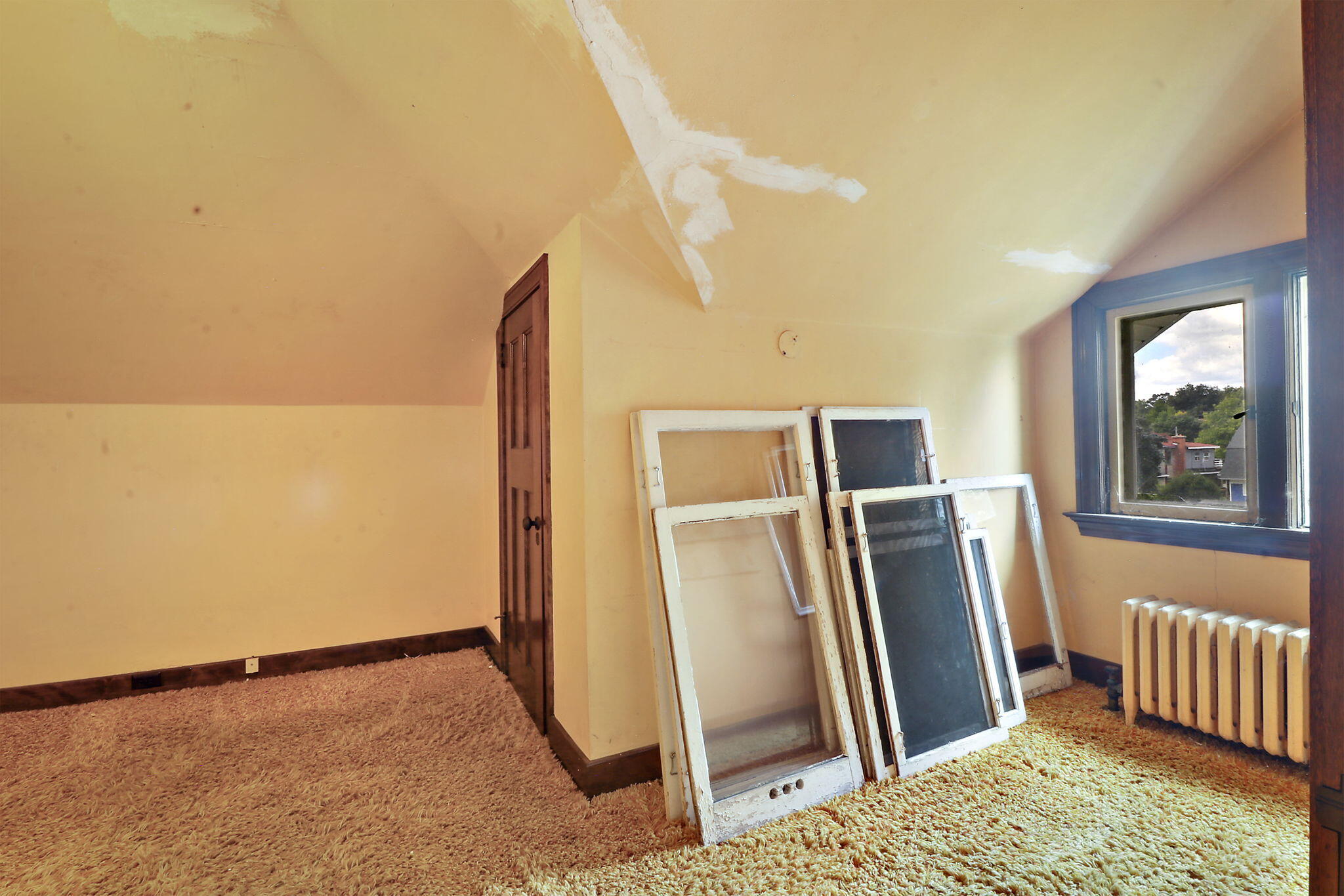 Kenosha, Wisconsin 53143, United States, 5 Bedrooms Bedrooms, ,3 BathroomsBathrooms,Residential,Active,205031