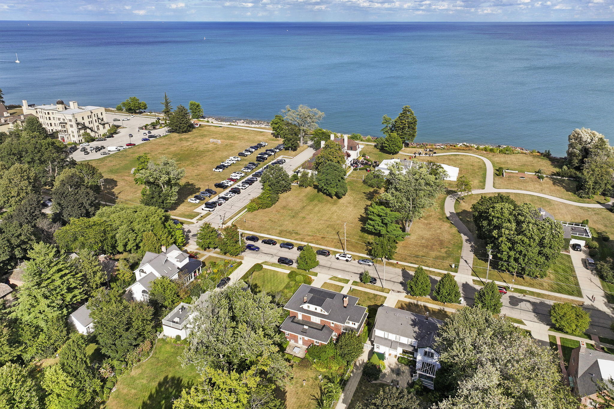 Kenosha, Wisconsin 53143, United States, 5 Bedrooms Bedrooms, ,3 BathroomsBathrooms,Residential,Active,205031