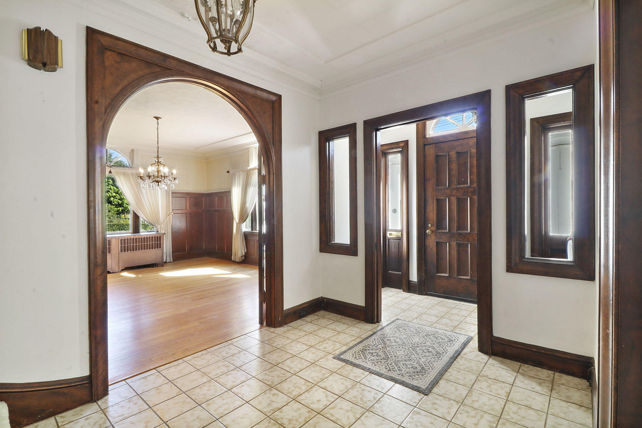 Kenosha, Wisconsin 53143, United States, 5 Bedrooms Bedrooms, ,3 BathroomsBathrooms,Residential,Active,205031