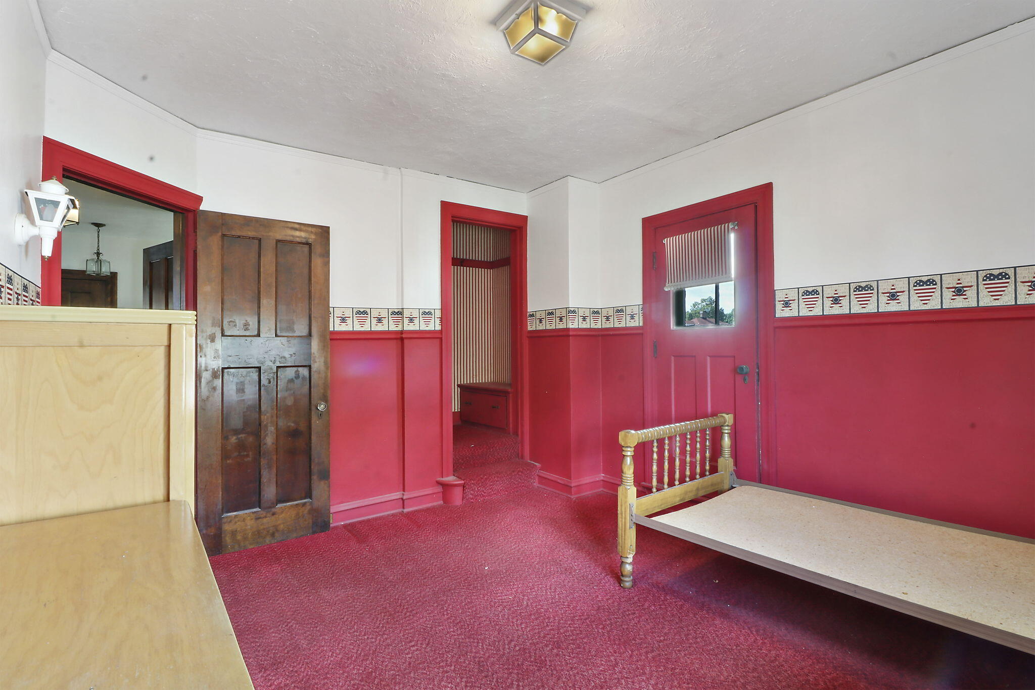 Kenosha, Wisconsin 53143, United States, 5 Bedrooms Bedrooms, ,3 BathroomsBathrooms,Residential,Active,205031