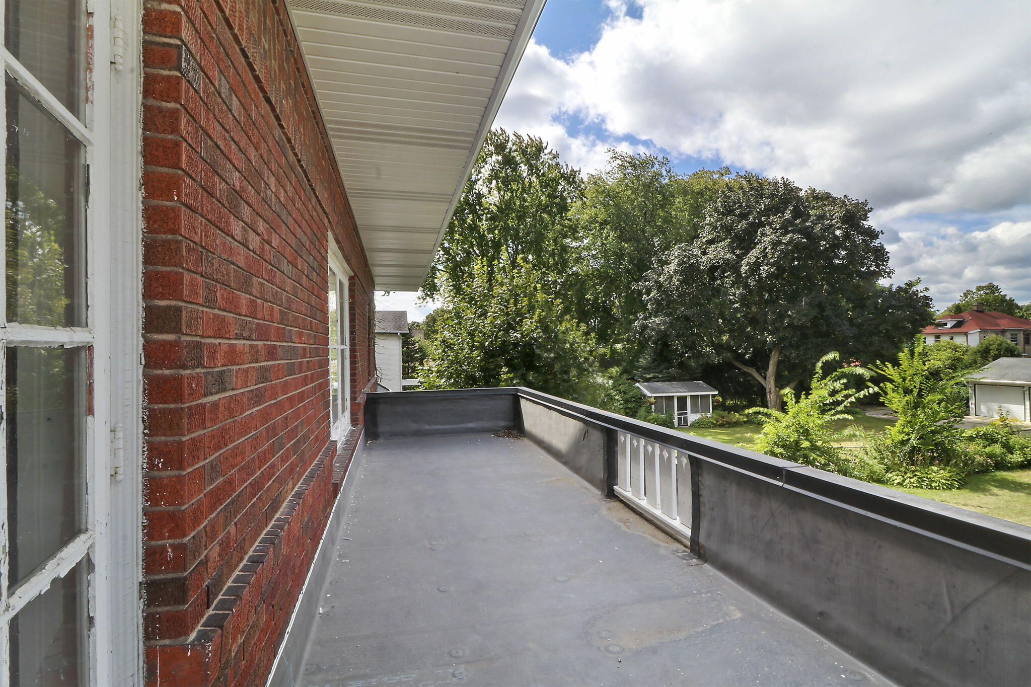 Kenosha, Wisconsin 53143, United States, 5 Bedrooms Bedrooms, ,3 BathroomsBathrooms,Residential,Active,205031