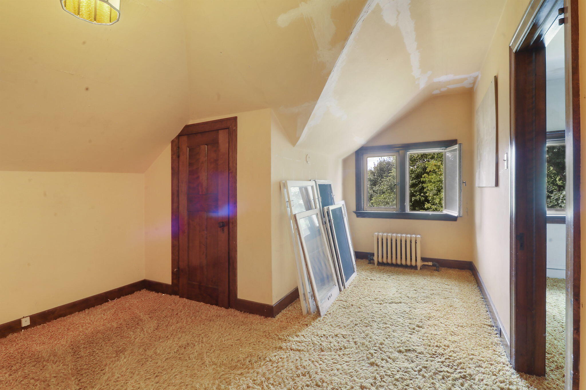 Kenosha, Wisconsin 53143, United States, 5 Bedrooms Bedrooms, ,3 BathroomsBathrooms,Residential,Active,205031