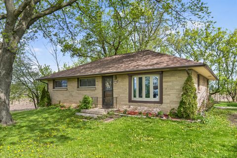 Photo of 3440 W 5 Mile Rd, Raymond, WI 53108 (MLS # 1961194)