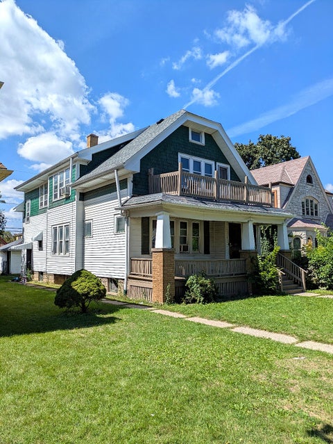 Photo of 4213 N 14th St, Milwaukee, WI 53209 (MLS # 1977709)