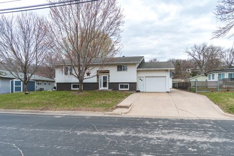 Photo of 425 Church St, Holmen, WI 54636 (MLS # 1957728)