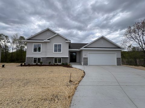 Photo of 267 Cardinal Dr, Sullivan, WI 53178 (MLS # 1961232)