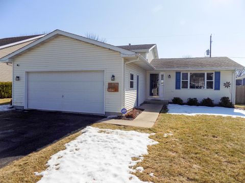 Photo of 3781 124th St, Pleasant Prairie, WI 53158 (MLS # 1950574)
