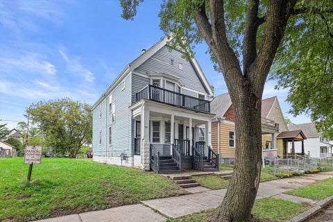 Photo of 3280 N 26th St, Milwaukee, WI 53206 (MLS # 1981105)
