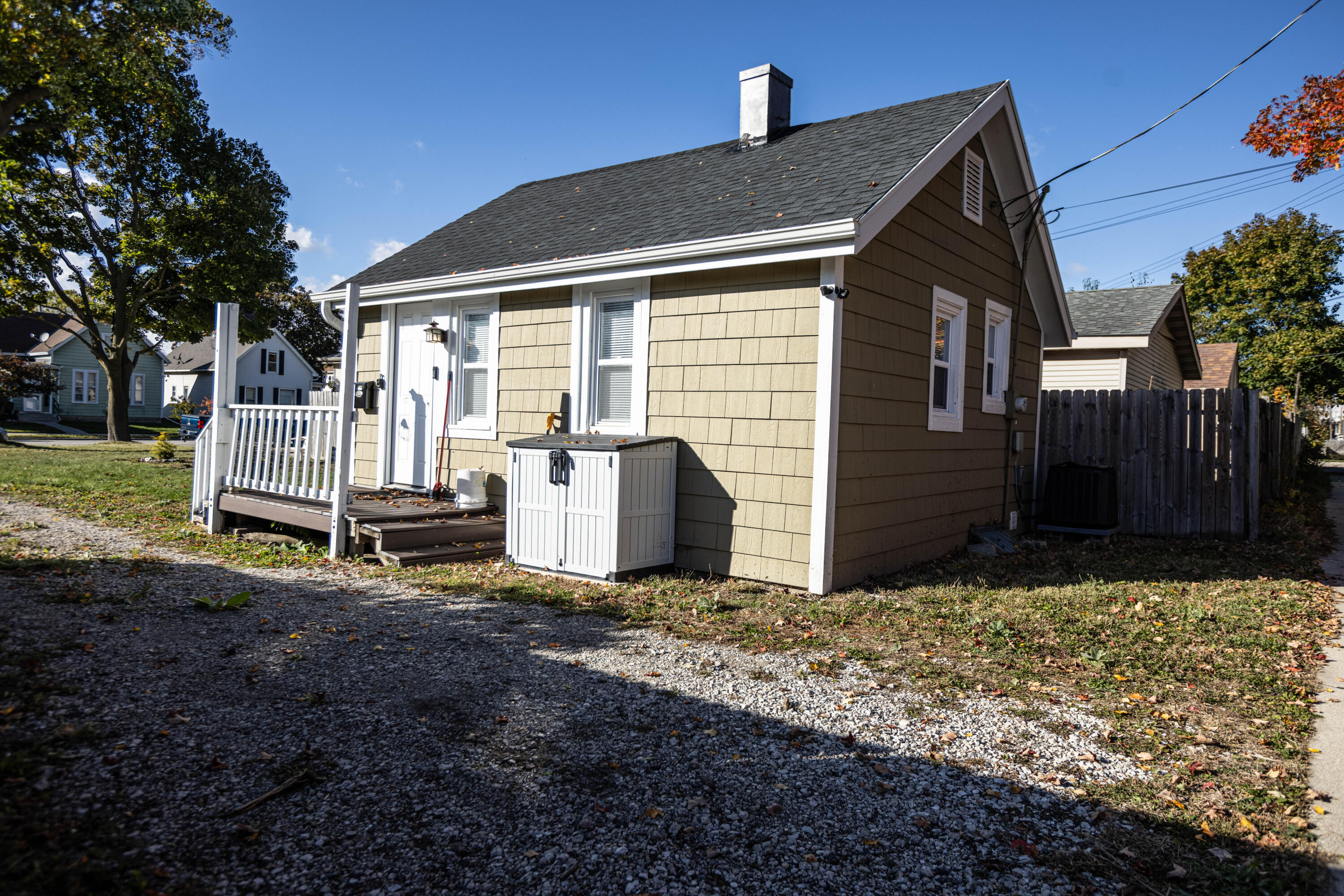 Racine, Wisconsin 53403, United States, 1 Bedroom Bedrooms, ,1 BathroomBathrooms,Residential,Active,236274