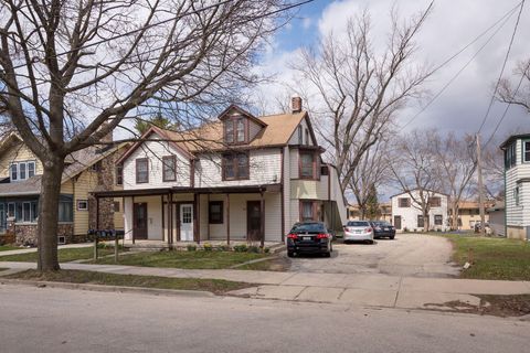 Photo of 400 McCall St, Waukesha, WI 53186 (MLS # 1956675)