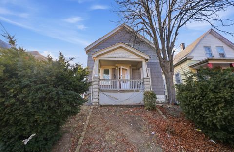 Photo of 3381 N 22nd St, Milwaukee, WI 53206 (MLS # 1952601)